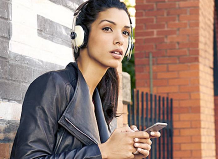 性价比高的学生耳机推荐,飞利浦哪款耳机最好