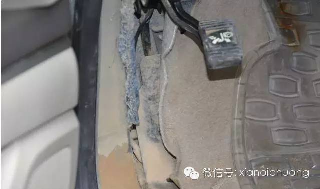 二手车泡水鉴定评估标准,二手车怎样鉴定泡水车