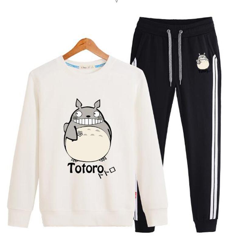 卫衣这个运动感的单品,运动卫衣怎么穿出时髦感