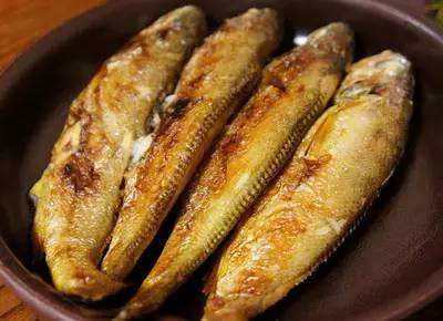 怎样煎鱼不粘锅又不烂呢,怎么煎鱼不粘不烂