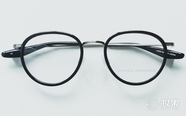 哪种眼镜质量又好戴起来又帅,无框眼镜推荐总有一款适合你