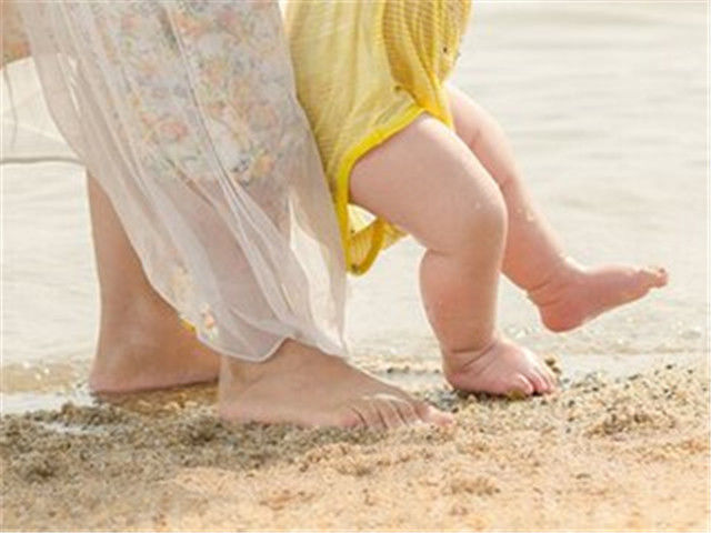 一边带娃一边貌美如花,貌美如花的辣妈