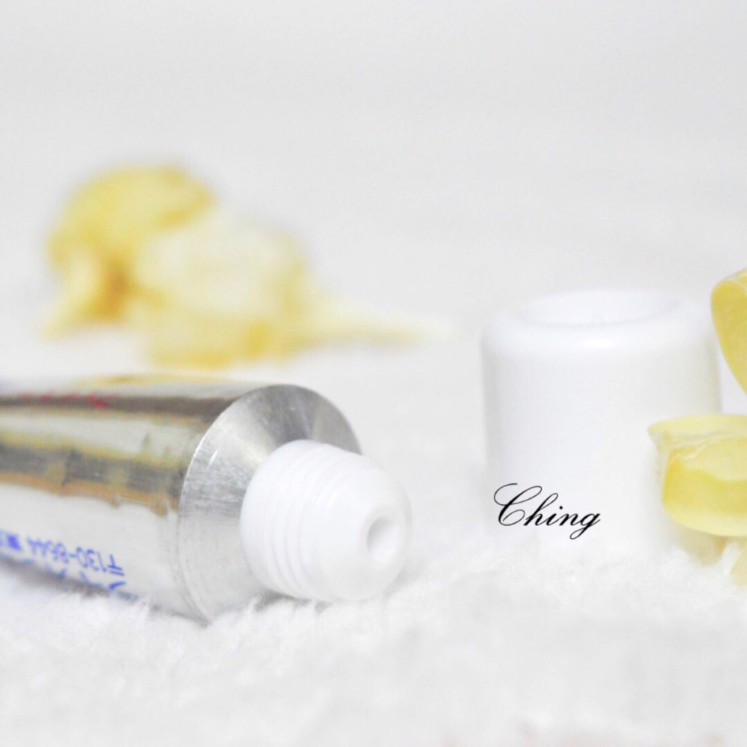 毛孔粗大闭口痘痘粉刺怎么护肤,粉刺闭口的护肤知识