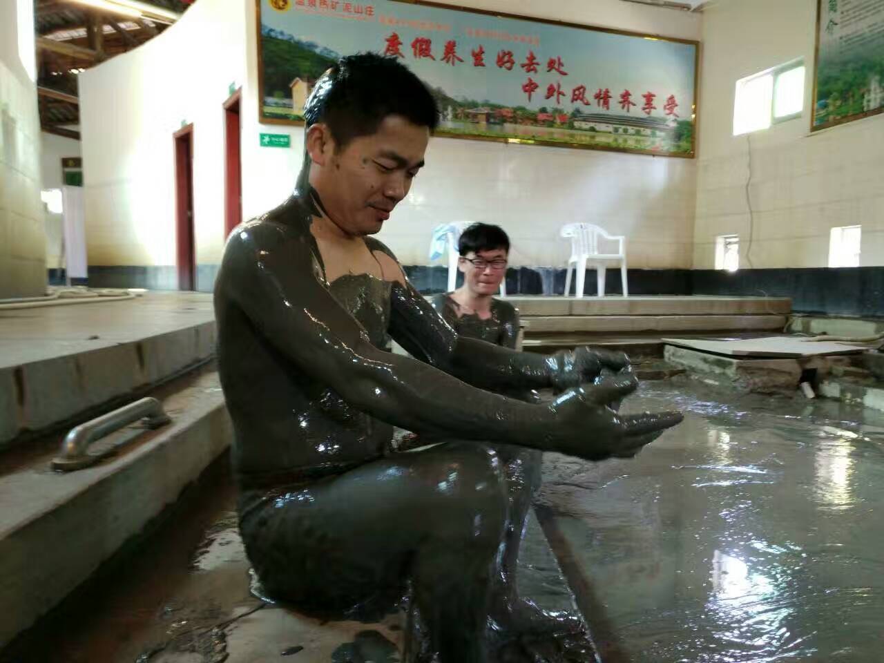 梅州五华县转水镇维龙村｜天下第一奇泥和梅州特色美食在此相遇！