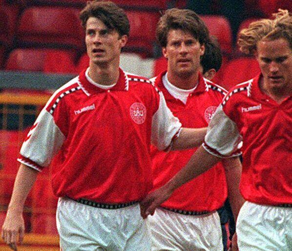 欧冠圣埃蒂安对阵曼联,曼联vs圣埃蒂安视频