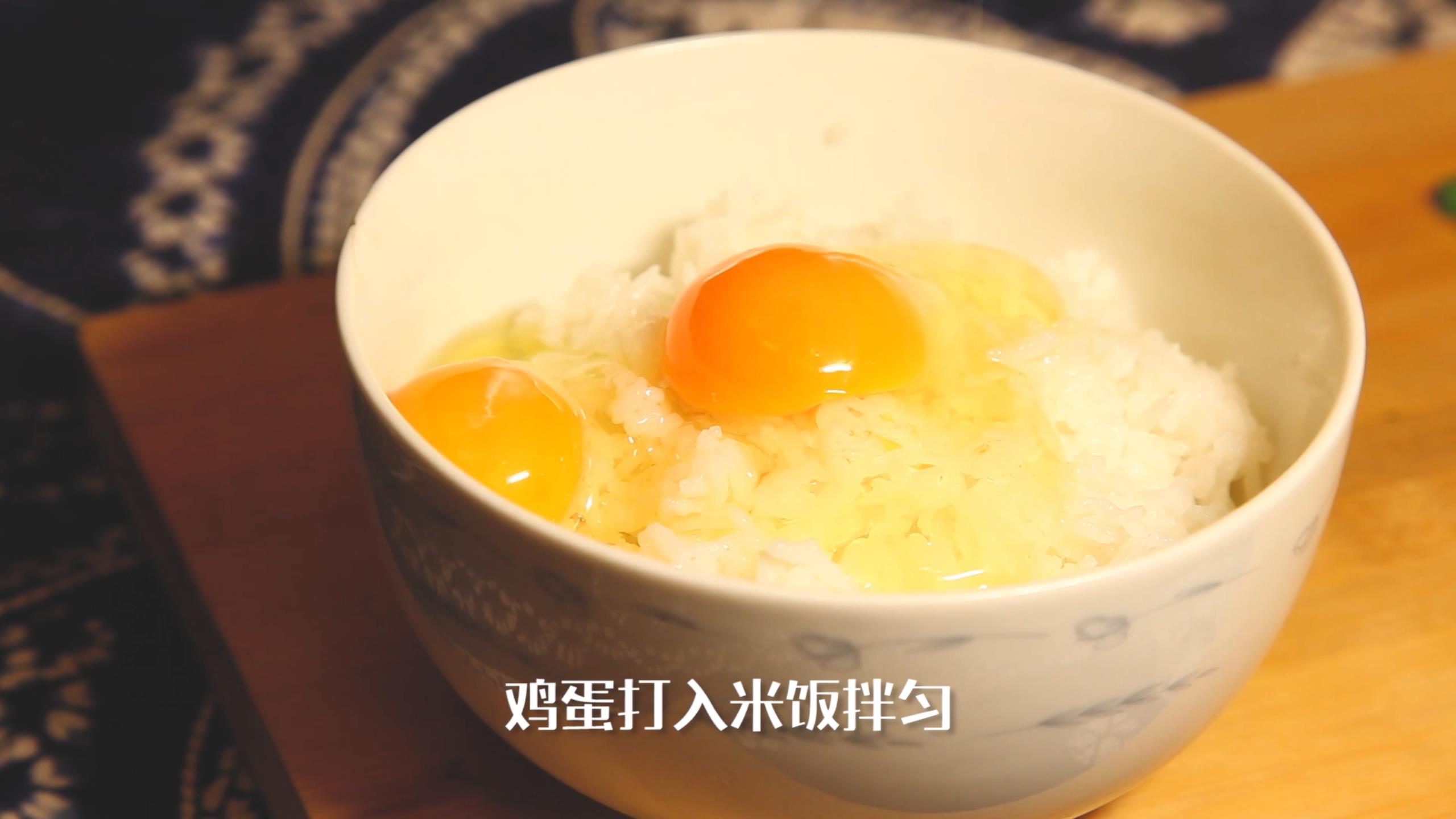 家常黄金蛋炒饭色泽金黄一学就会,黄金炒饭最简单的方法