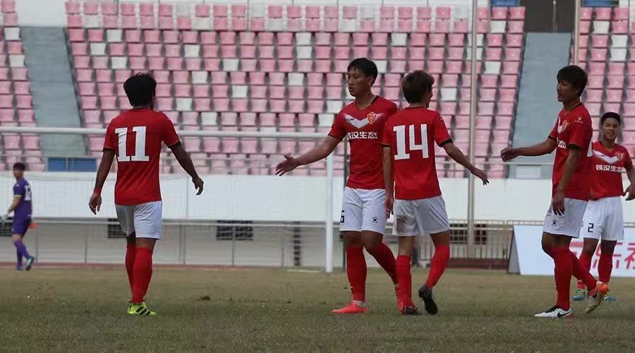 梅县铁汉踢保级附加赛,贺岁杯足球赛2018