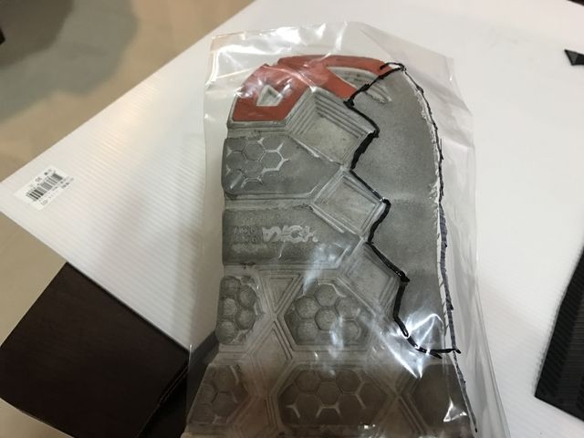 跑步鞋补底,鞋后跟外侧磨损怎么补鞋