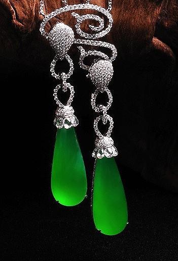 有关珠宝寓意美好的诗句,形容珠宝很漂亮最经典十首诗句