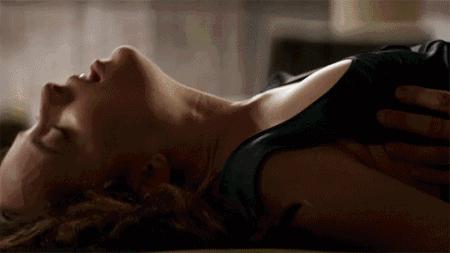 这部*恋虐**的SM大片，给我们展示了一个浪漫唯美的世界