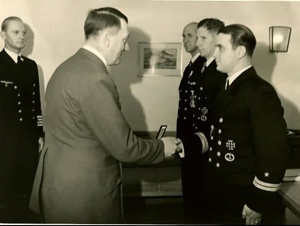 打开潘多拉的魔盒视频,打开潘多拉的盒子港剧