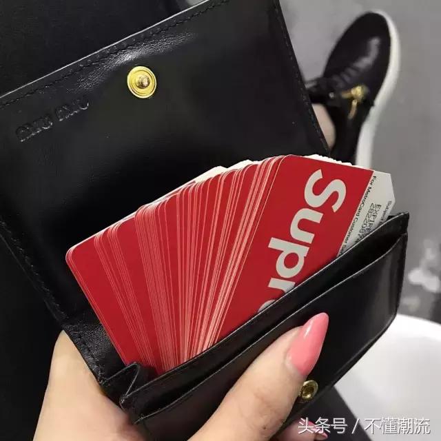 supreme地铁卡价格,supreme地铁卡