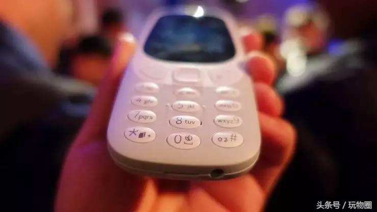 智能大潮中诺基亚勇推功能机3310，这份情怀还值得买单吗？