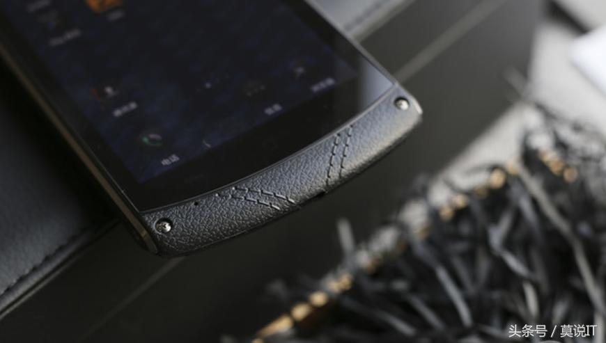 这款三防有点碉！4G+64G+4800mAh，售价2998