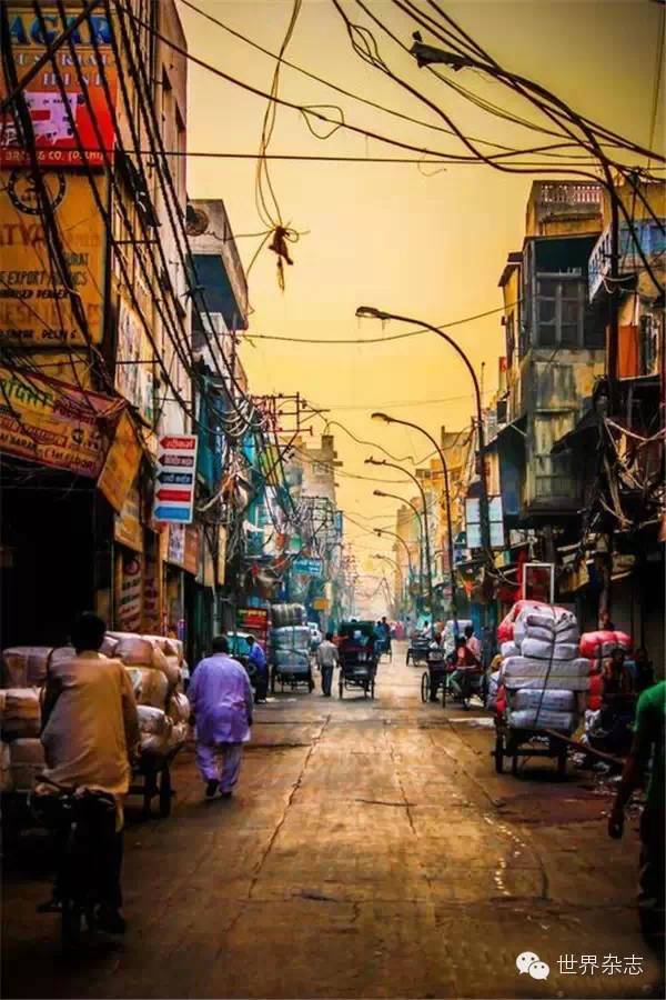 这个免签邻国最近因为一部电影又火了，简直美到逆天！