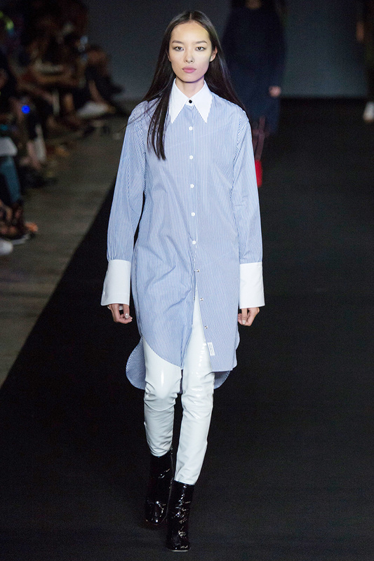 白衬衫排行第一女式,春季必入的7件衬衫谁穿谁好看