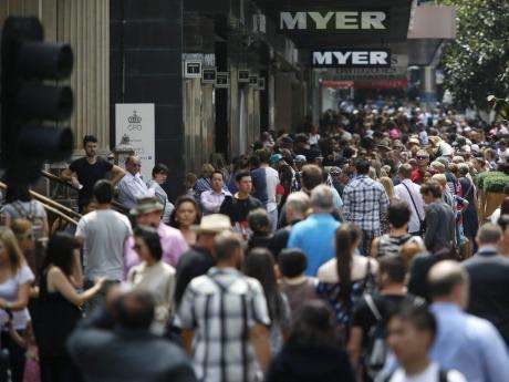 澳洲留学学费一学期55w,2017澳洲留学收费标准一览表