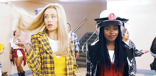 涓嬮洦鐨勬椂鍊欐槸鎴戝湪鎯充綘,涓嬮洦澶╂槸鎴戝湪鎯充綘