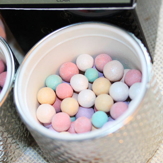 什么牌子的粉饼最好用又不晕妆,持久不晕妆粉饼