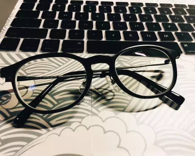 近视镜架品牌排行榜前十名,国产镜架性价比高的品牌