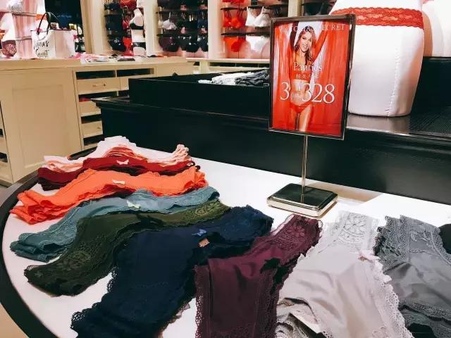 探店！成都维秘旗舰店深度揭秘，愿今晚你们都是天使！