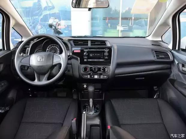 5万最热销十款现代瑞纳车,飞度5-8万自动挡车推荐