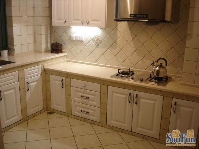 厨房橱柜是不锈钢好还是砌砖好,自己在家砌砖做橱柜