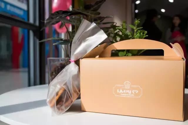 我选择LADYM，只为爱的人“做”一份情人节礼物