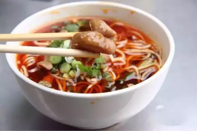 自从踏上重庆地铁2号线，减肥之路越来越远，美食吃得停不下来~