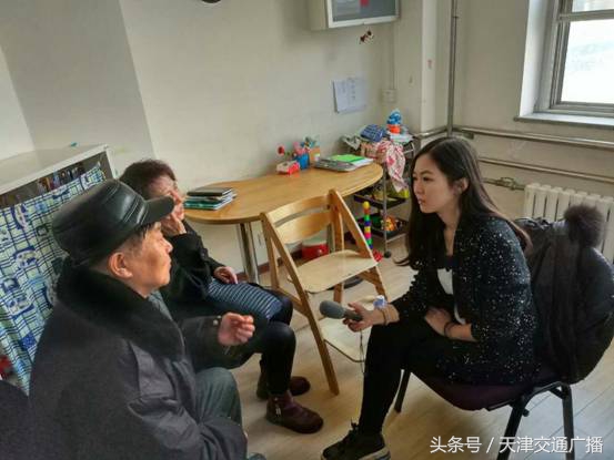 爱心帮助聋人 (慈善义工帮助重度听障)