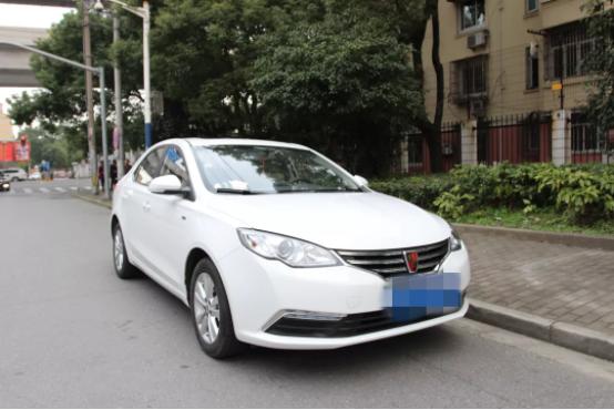 荣威3601.5自动升挡慢,荣威360手动1.5使用说明书