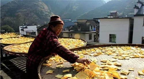 黄山宏村有啥特色小吃,黄山市黟县有什么好吃的