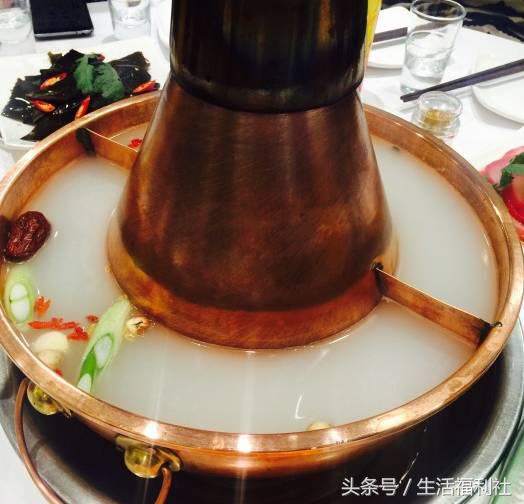 哈尔滨地铁哪一站有美食,哈尔滨地铁1号线小吃街