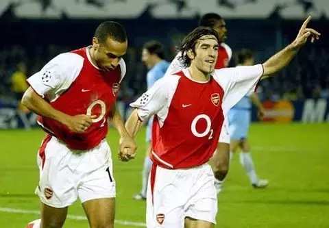 阿森纳左翼——罗伯特-皮雷