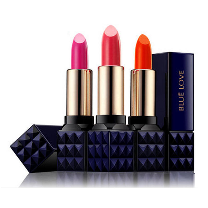 唐代女人每天都化妆吗,经济发展与女性穿衣