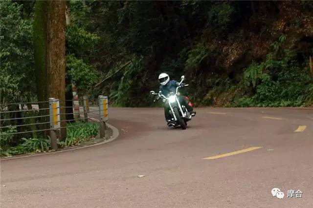 测评｜太子驾到百官跪迎力帆V缸太子车V16登基在即