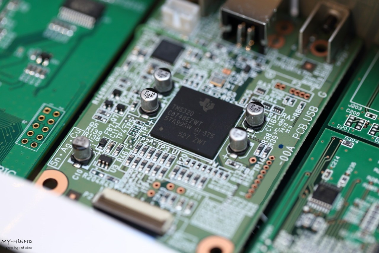 声音干净透明解析强:ESOTERICN-05网络*放播**器