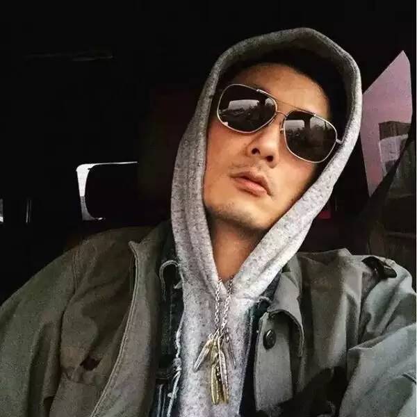 潮牌bape鲨鱼头,潮牌bape五角星