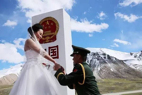 怎么撩兵哥哥比较容易上钩,如何一招撩到喜欢的男生