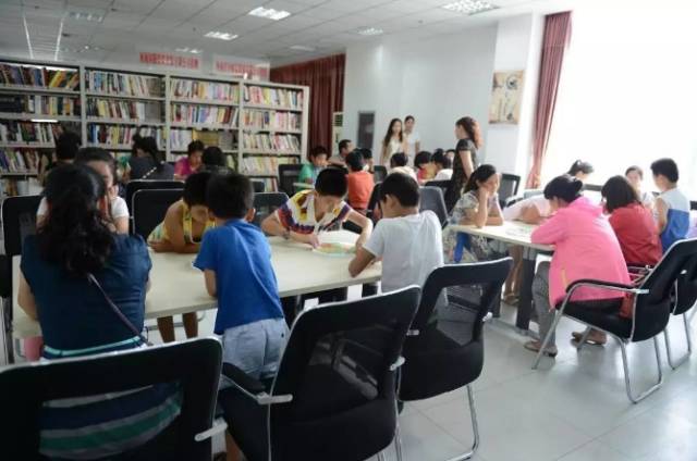 太牛了！谁做的这本郑州儿童通讯录，你一定用得上，赶紧收藏！