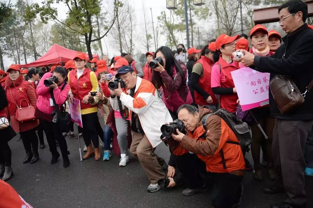 濂虫槦绮夌孩涓濆甫鍏泭鍐欑湡鍥剧墖,绮夌孩涓濆甫鍏泭2019鍥剧墖