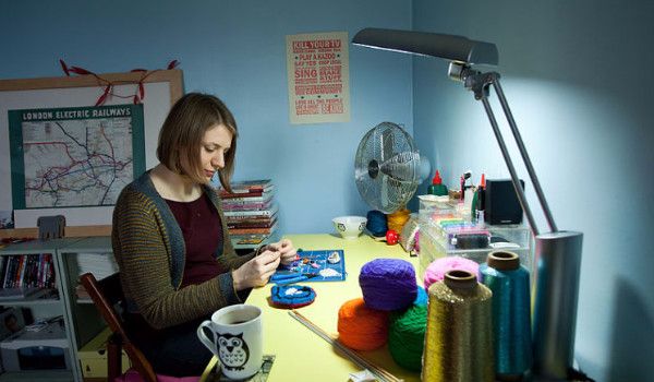 你以为飞蛾都是灰蒙蒙的吗？她用毛线再造灭绝飞蛾惊艳所有人！