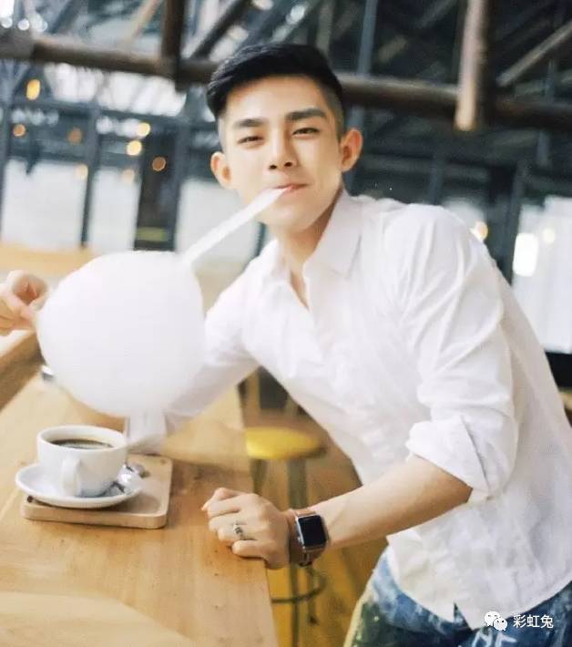 湖南长沙霸道gay:不是我的就霸点蛮,一样也会属于我