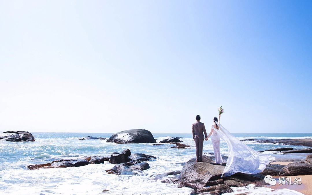 花2万拍婚纱照冤不冤,花了2万块钱拍婚纱照