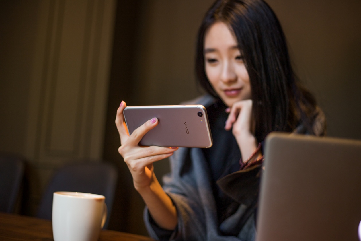 vivo销量最惨淡的一款,vivo销量为什么这么好