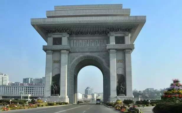 去哈尔滨可以逛哪几个国家,哈尔滨能坐火车出国游