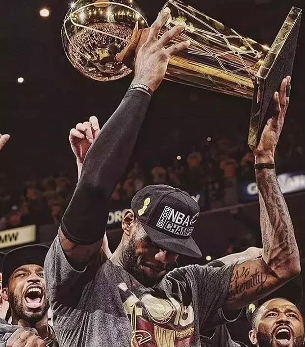 詹姆斯重回克利夫兰骑士,克利夫兰受到神的诅咒