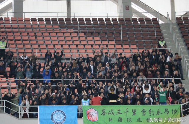 在浙江绍兴五分之一的*疆新**人，昨天集合到一起为天山雪豹加油