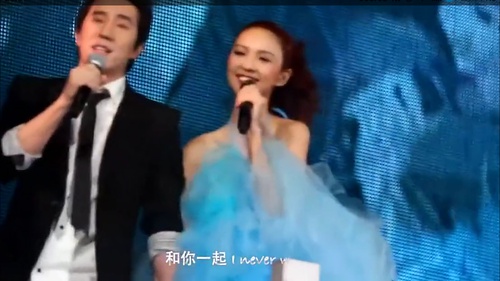 薛凯琪和房祖名颁奖,薛凯琪为何对房祖名情有独钟