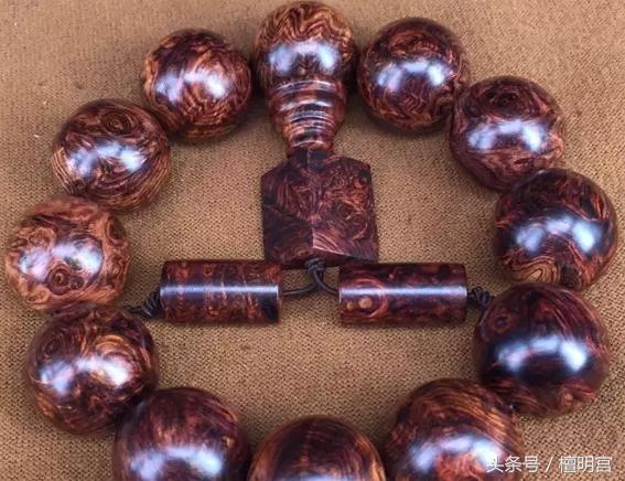 百家谈紫檀,绿檀金丝檀黑檀各有什么优缺点